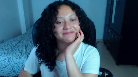 Louise  online show from 09-09-25, 04:56