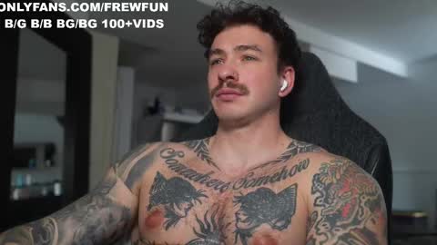 Snapshot of frewfun chatting on 11-17-25, 06:24 cameron online show from 11-17-25, 06:24