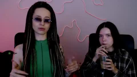Snapshot of freya_cute_ chatting on 07-22-26, 10:51 your Freya online show from 07-22-26, 10:51