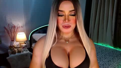 Miss Frea  online show from 10-23-25, 07:01