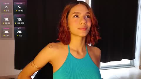 Snapshot of freya_moon chatting on 03-12-25, 12:04 online show from 03-12-25, 12:04