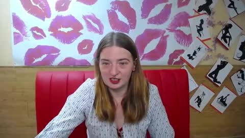 FreyaDak online show from 09-08-25, 05:34