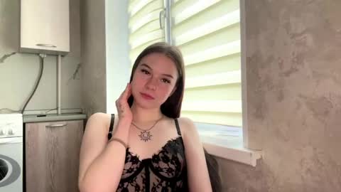 freyagray online show from 06-02-26, 01:02