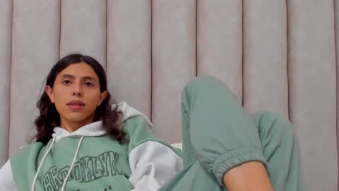 FREYA online show from 10-23-25, 07:01