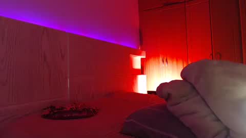 FREYJA LOREN online show from 01-26-25, 07:52