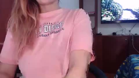 FREYJA LOREN online show from 05-15-26, 11:06