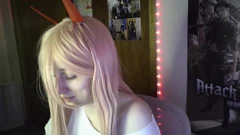 Snapshot of freythegemini chatting on 10-29-25, 04:26 FreyaTheGemini online show from 10-29-25, 04:26