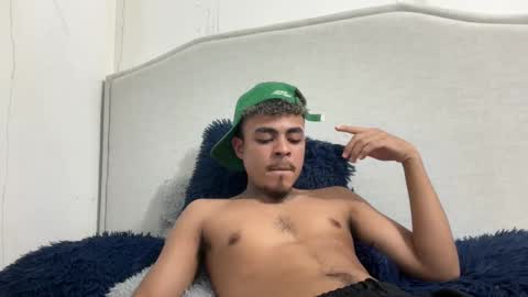 Snapshot of freyva_ chatting on 09-19-25, 03:19 freyva_ online show from 09-19-25, 03:19