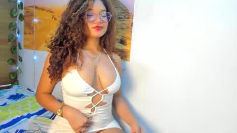 Frezzita online show from 10-11-25, 07:34