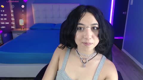 frida_lassi_ online show from 12-20-24, 02:08