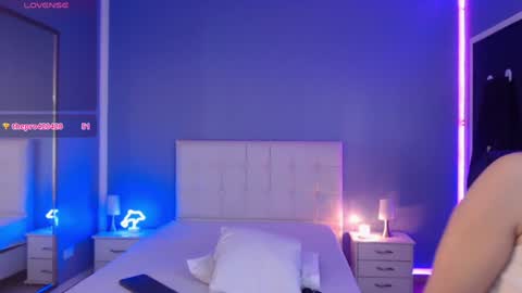 frida_lassi_ online show from 01-22-25, 03:07