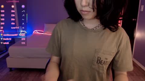 frida_lassi_ online show from 02-01-25, 04:22