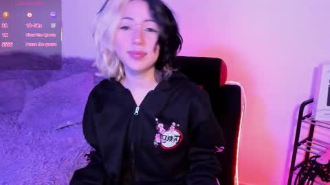 frida_lassi_ online show from 10-02-25, 11:06