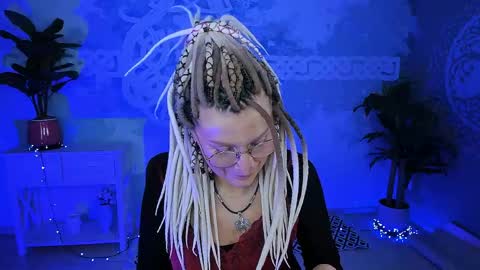 Frida Tander online show from 04-19-26, 05:07