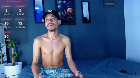 Snapshot of friendsofeverything_ chatting on 12-21-24, 12:49 Adam y pitter online show from 12-21-24, 12:49