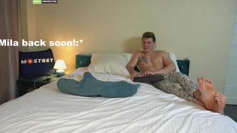 friendsurdreams online show from 12-17-24, 03:06