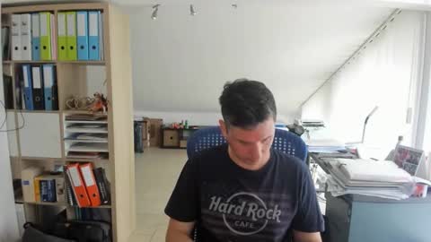 Francois online show from 04-19-26, 10:25