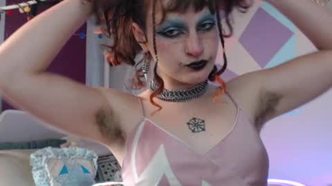 cherry online show from 10-15-25, 09:37