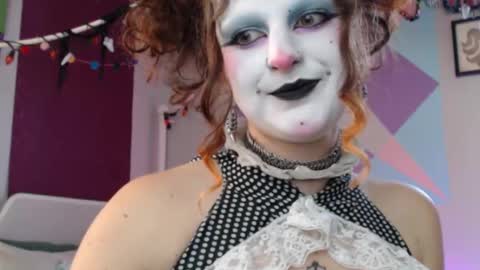 cherry online show from 10-31-25, 05:58