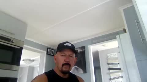 bob online show from 09-23-25, 01:03