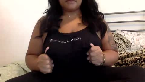 Friskybabexo  online show from 06-22-26, 09:01