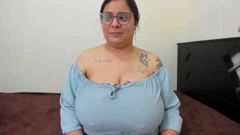 Snapshot of fromheaven_ chatting on 11-10-25, 08:19 Lucy online show from 11-10-25, 08:19