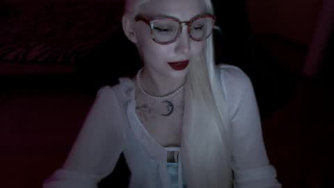 Lilith online show from 06-04-26, 08:59