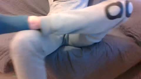 Frowxy online show from 01-05-25, 12:21