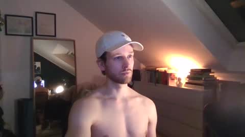 Snapshot of frozenyoga chatting on 01-17-25, 04:47 frozenyoga online show from 01-17-25, 04:47