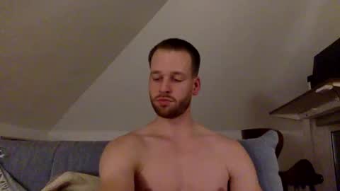 Snapshot of frozenyoga chatting on 11-05-25, 08:31 frozenyoga online show from 11-05-25, 08:31