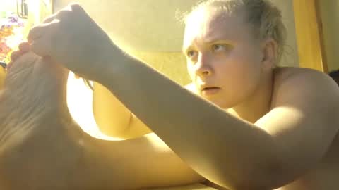 Snapshot of frumcake chatting on 05-25-26, 03:07 FrumCake online show from 05-25-26, 03:07
