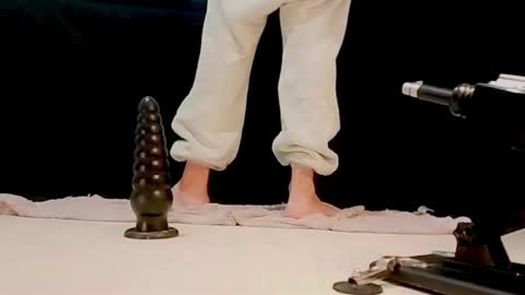 Snapshot of frys96 chatting on 12-19-25, 08:32 frys96 online show from 12-19-25, 08:32