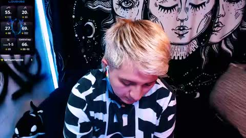          HEHIM  online show from 05-15-26, 05:03