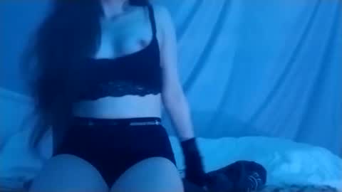 fu338208 online show from 09-22-25, 07:32