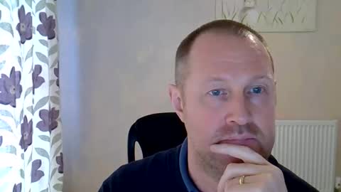 Snapshot of fuck_buddy_uk chatting on 06-06-26, 02:33 Fuck Buddy UK online show from 06-06-26, 02:33
