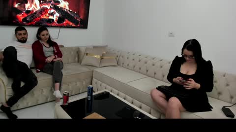 Angelique online show from 12-19-24, 03:19