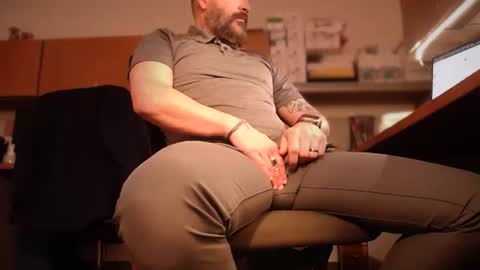 Snapshot of fuckadilf chatting on 12-09-24, 04:47 fuckadilf online show from 12-09-24, 04:47