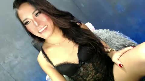 Snapshot of fuckerjenny8 chatting on 10-06-25, 05:10 sweetyJENNY online show from 10-06-25, 05:10