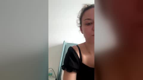 Snapshot of fuckhard4you chatting on 02-01-26, 05:50 La online show from 02-01-26, 05:50