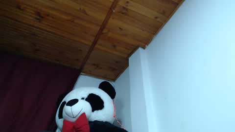 Snapshot of fucking_temptation1 chatting on 02-05-25, 06:13 Mia and Gary online show from 02-05-25, 06:13