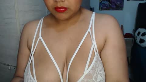 Snapshot of fucking_temptation1 chatting on 11-28-25, 01:41 Mia and Gary online show from 11-28-25, 01:41