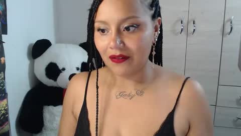 Mia and Gary  online show from 04-16-26, 01:28