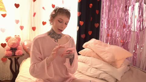 Snapshot of fuckingtoy_ chatting on 02-14-26, 09:50 Eva all my links online show from 02-14-26, 09:50