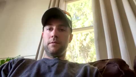 Snapshot of fuckleberries chatting on 04-27-26, 02:37 fuckleberries online show from 04-27-26, 02:37