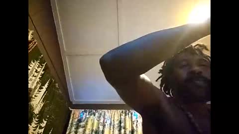 Warwick online show from 11-27-25, 10:28