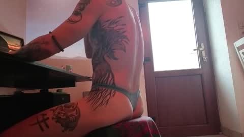 Snapshot of fullartofsex chatting on 02-05-26, 07:13 FullArtOfSex online show from 02-05-26, 07:13