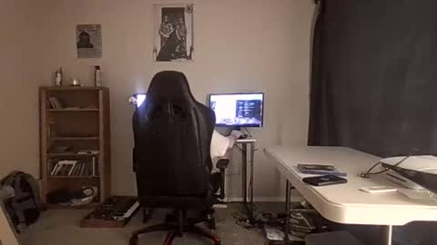 Snapshot of fun4u2tx chatting on 11-18-25, 07:07 fun4u2tx online show from 11-18-25, 07:07