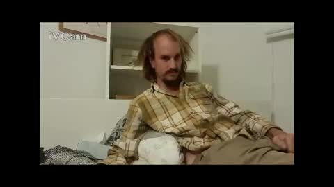 Snapshot of funfully1 chatting on 10-05-25, 09:13 funfully1 online show from 10-05-25, 09:13