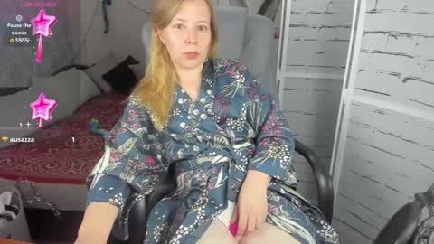 Snapshot of funny_bunny4 chatting on 01-01-25, 06:59 funny_bunny4 online show from 01-01-25, 06:59