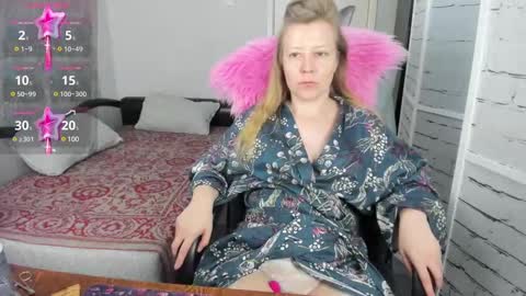 Snapshot of funny_bunny4 chatting on 02-27-25, 06:42 funny_bunny4 online show from 02-27-25, 06:42